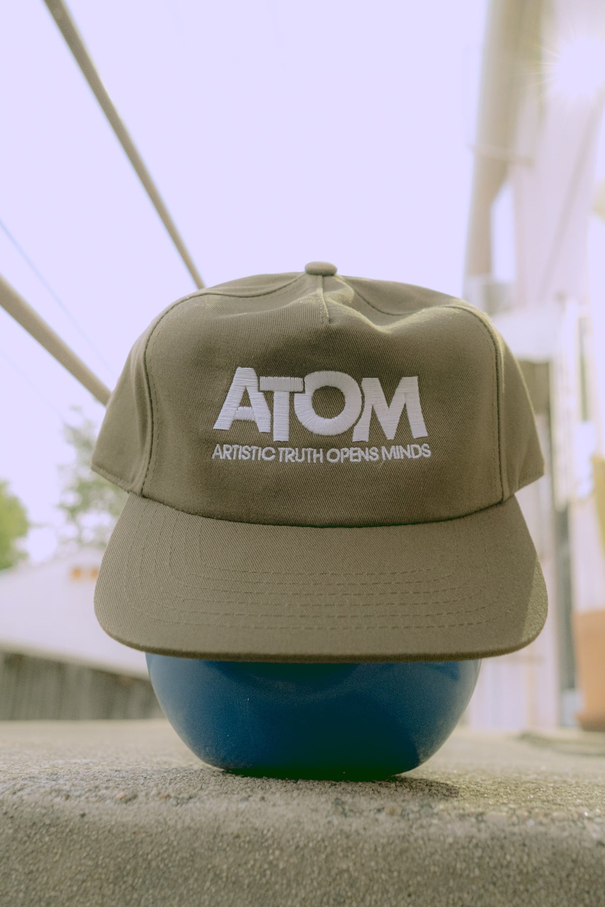 ATOM Cap