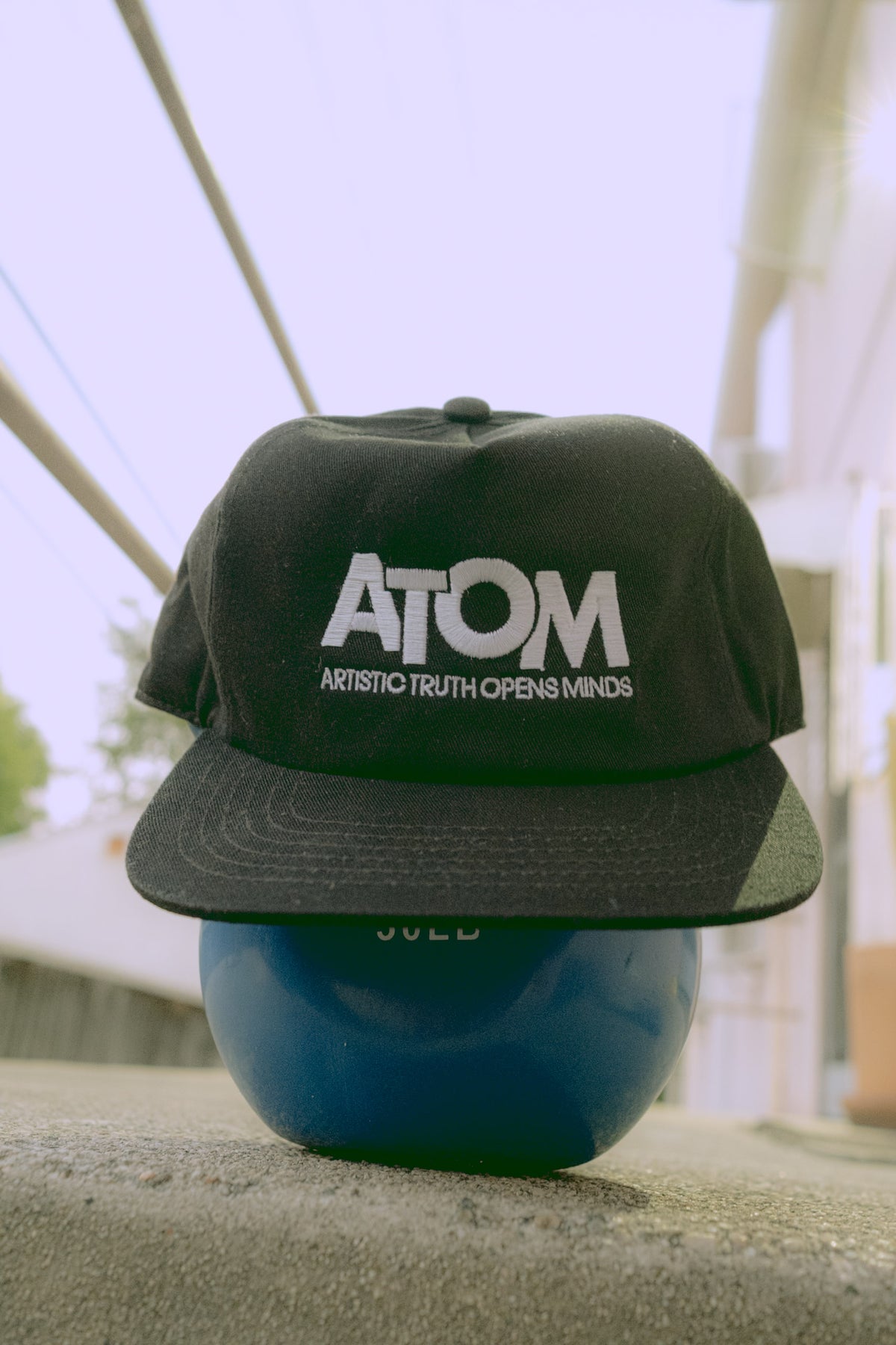 ATOM Cap